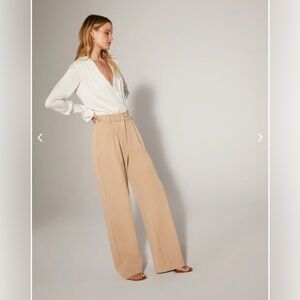 Favorite Daughter THE FAVORITE PANT Pleated‎ Wide leg Sz 10